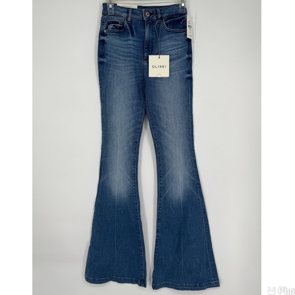 NEW DL1961 Rachel Flare Jeans in Elmhurst - Picture 2 of 13